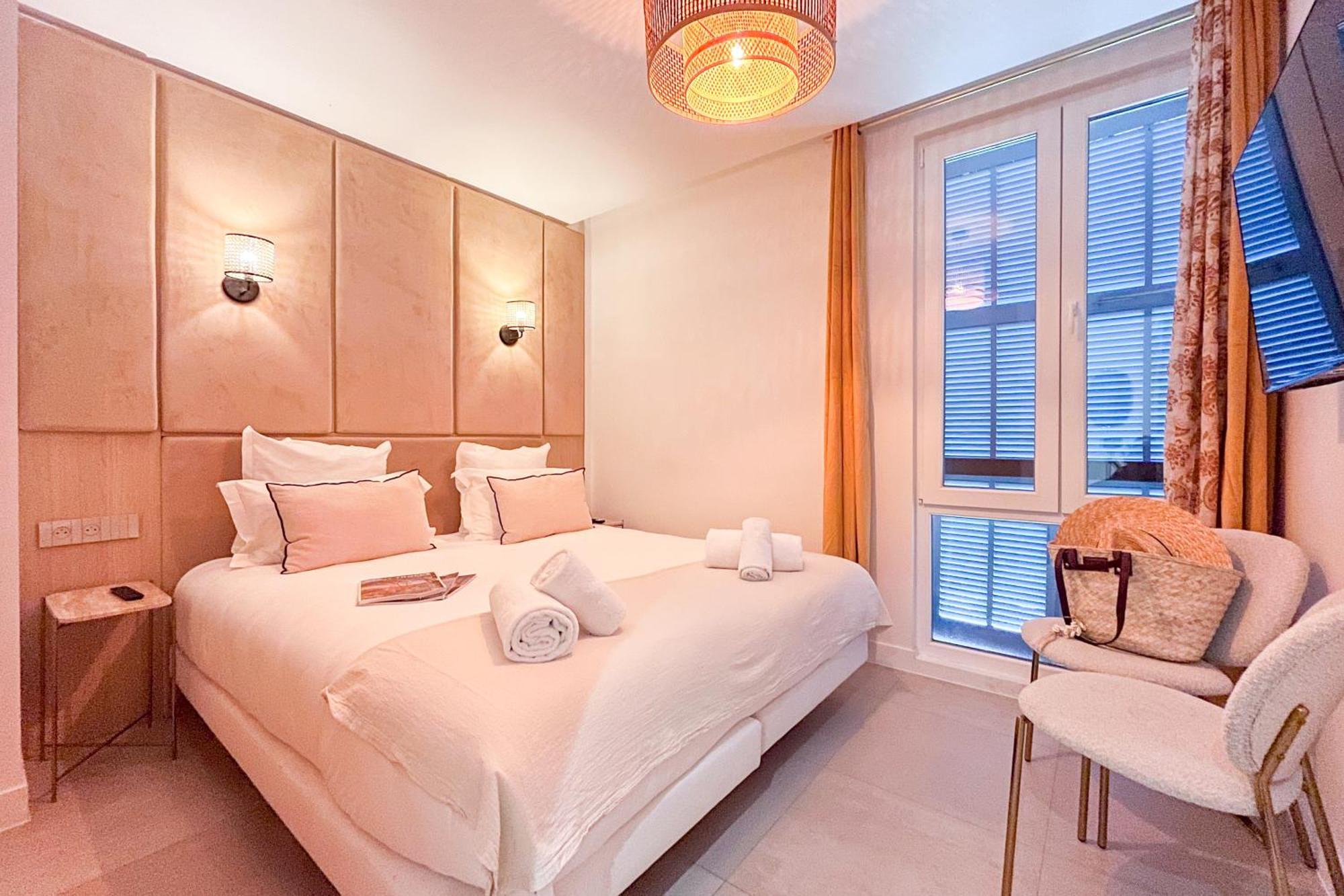 Ideal - Sur Le Port Apartment Saint-Tropez