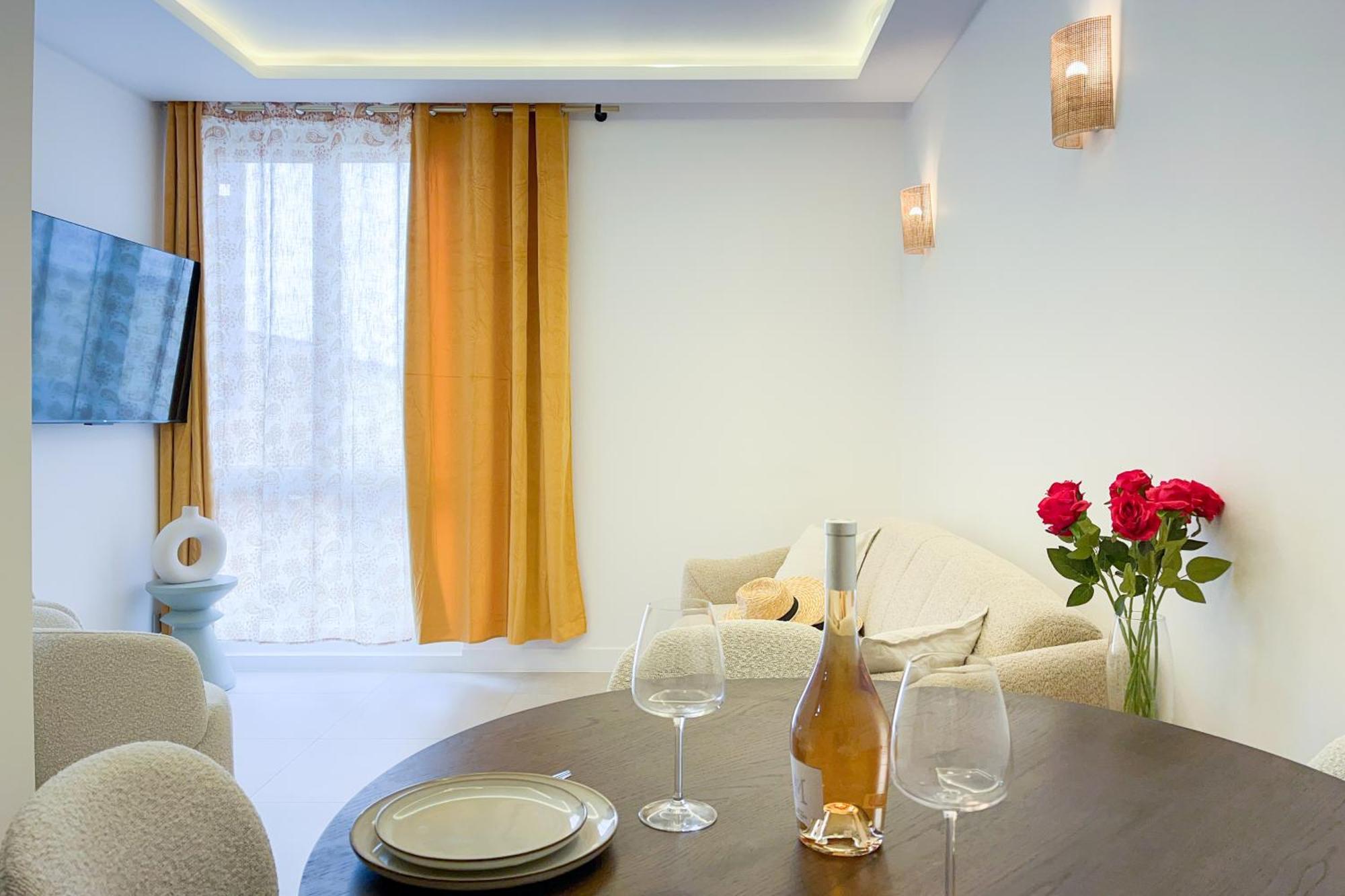 Apartment Ideal - Sur Le Port